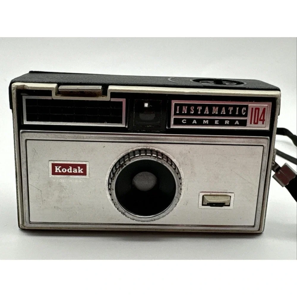 Vintage 1960's Kodak Instamatic 104 Camera - Made In USA